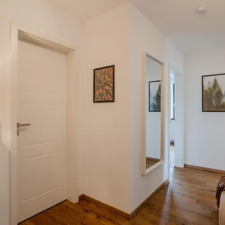 Hunters Escape - Rustic Style - Nature Views Apartman *